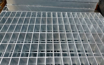 303格柵板踏步|304壓焊格柵板| 305樓梯格柵板 303格柵板踏步|304壓焊格柵板| 305樓梯格柵板